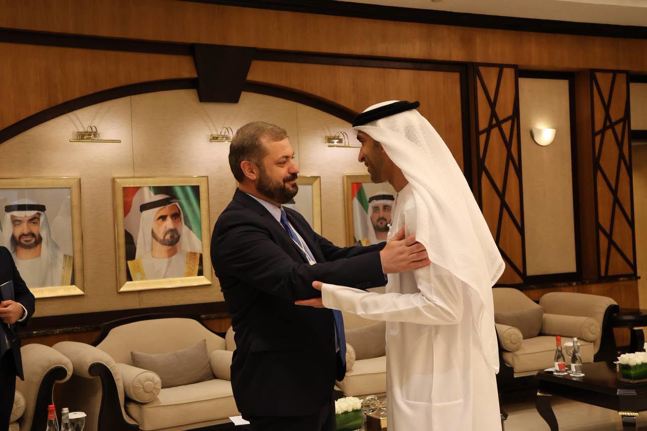 Gevorg Papoyan Meets with UAE Minister of Foreign Trade Thani bin Ahmed Al Zeyoudi
